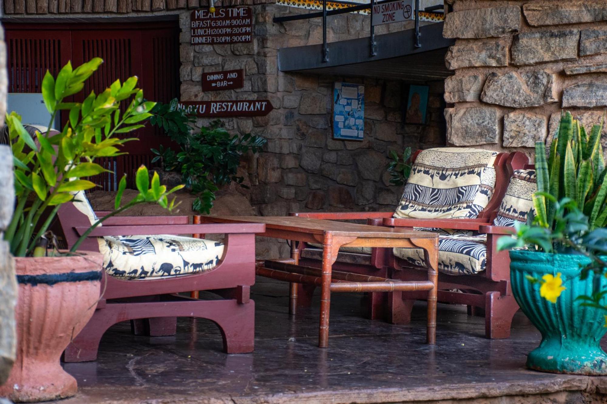 Voi Safari Lodge Extérieur photo